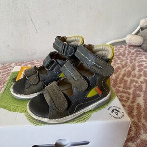 Kids orthopedic Sandals - Brown and Green